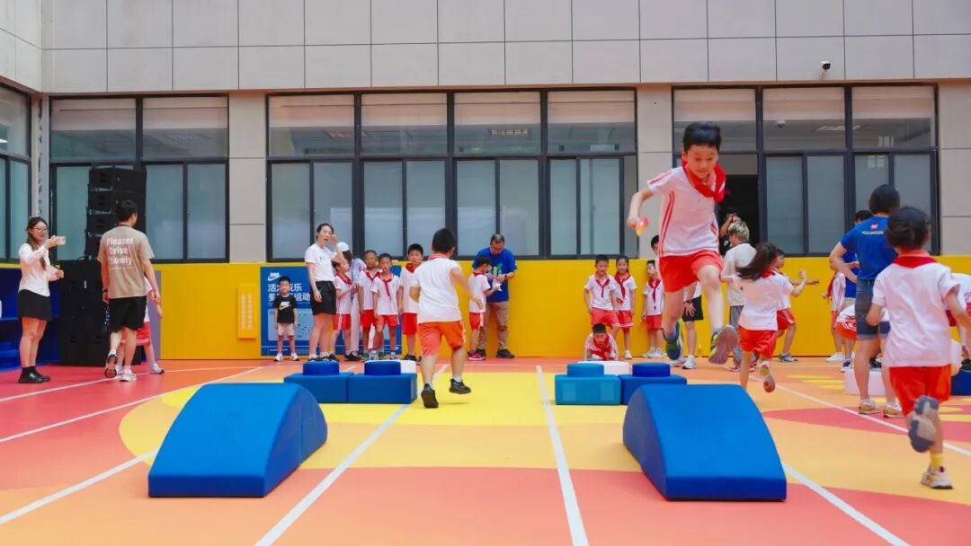 续保持低位, 为校园体育, 为校园体育