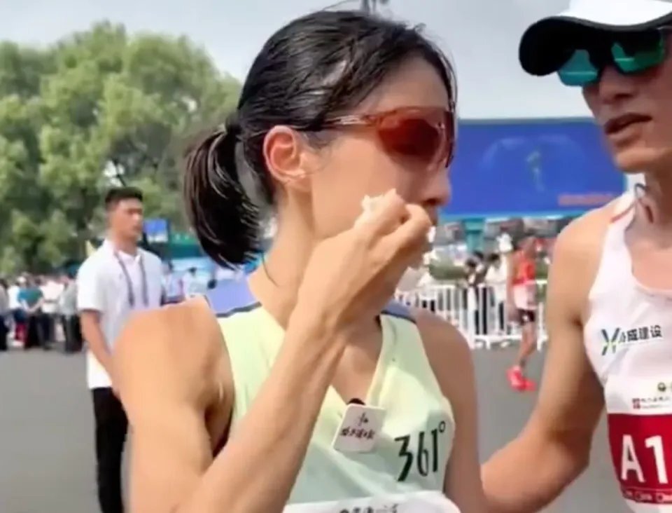 全职跑马拉, 排班